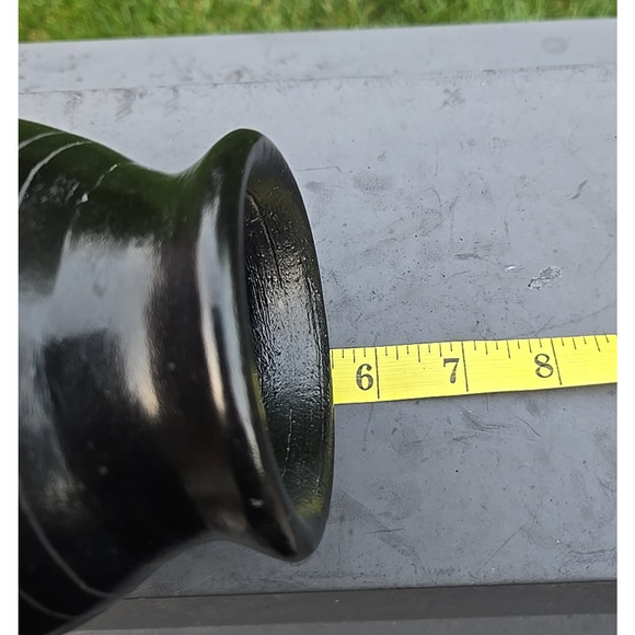 Rigoberto Mateos Pottery Blackware Polished Vase Jar 5.75" Carved Design Signed - Picture 11 of 12